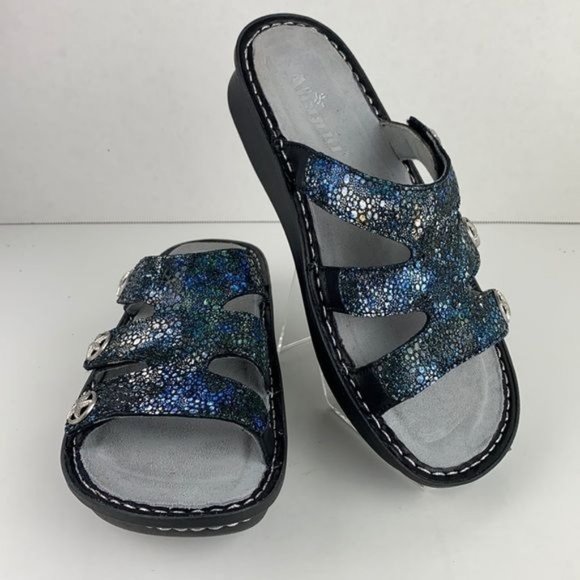 Size EU 38 Alegria Dinah Leather Slip-On Sandals w/ Strap Details - Deep Sea - Picture 1 of 10